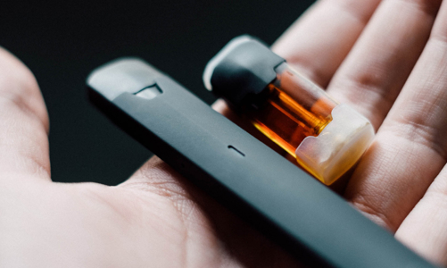 Nguy cơ viêm ruột mãn tính vì thuốc lá điện tử