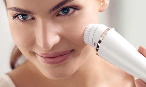 Có nên mua máy massage mặt đa năng?