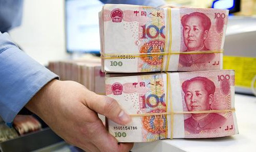 Nhân dân tệ tiếp tục mất giá