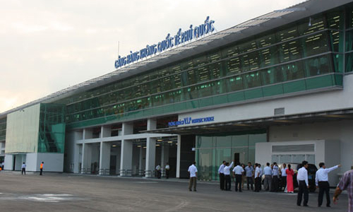 Có thể bán sân bay Phú Quốc cho tư nhân