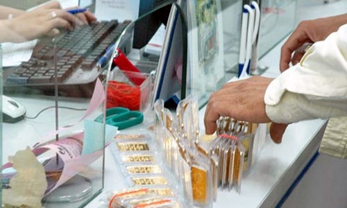 “Nung chảy” vàng thành VND?