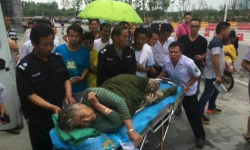 Trung Quốc khẩn trương cứu nạn nhân chìm tàu