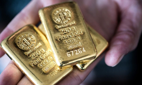 Vàng tăng ngược chiều thế giới, USD tự do lao dốc