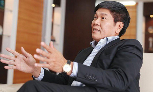 Ông Trần Đình Long: 