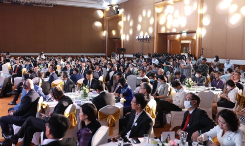 Chùm ảnh: Diễn đàn Nhịp cầu Phát triển 2021