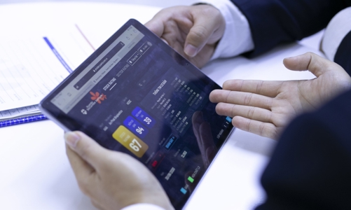 Cổ phiếu nhóm ngành nào sẽ “cất cánh”?