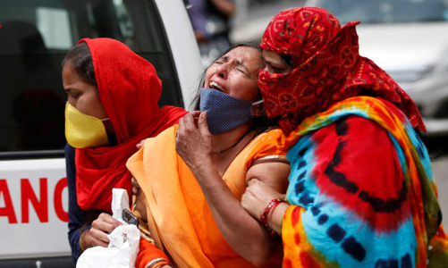 “Sóng thần Covid” liệu có nhấn chìm kinh tế Ấn Độ?