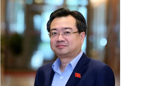 Bộ trưởng Bộ Xây dựng: “Dành nguồn lực thích đáng để xây dựng và hoàn thiện thể chế”