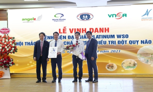 Bệnh viện Đa khoa tỉnh Phú Thọ nhận giải thưởng Bạch Kim từ Hội Đột quỵ thế giới