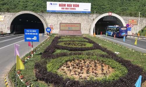 Bất ngờ tăng phí hầm đường bộ Hải Vân lên mức kịch trần, nhiều xe vượt đèo né trạm
