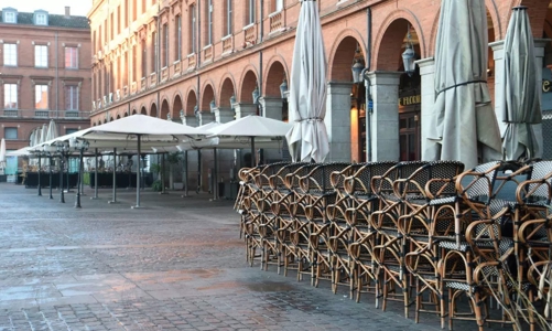 Thị trường đóng băng vì Covid, xuất khẩu cà phê giảm mạnh, giá rớt sâu