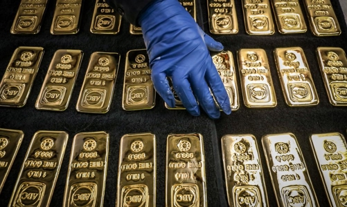 Giá vàng thế giới tăng vọt qua ngưỡng 1.800 USD/oz, cao nhất từ tháng 2