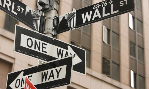 Fed cảnh báo nhà đầu tư giữa lúc chứng khoán Mỹ cao kỷ lục