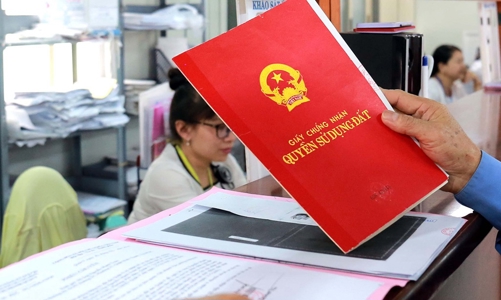 Tp. HCM: Giao quyền cấp giấy chứng nhận đất cho quận, huyện từ 15/5