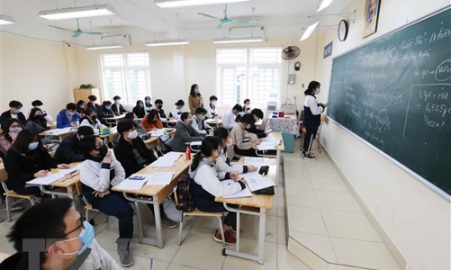 Điều chỉnh kế hoạch giáo dục phù hợp với tình hình địa phương