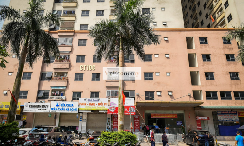 [Phóng sự ảnh] Hà Nội khẩn cấp phong tỏa một tòa nhà chung cư Đại Thanh 