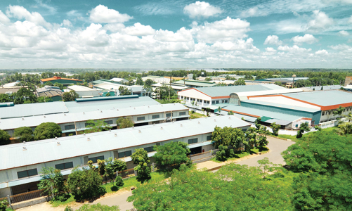 Giải cứu hàng loạt khu công nghiệp 