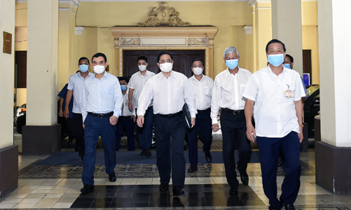 Tốc độ tăng trưởng chững lại, Tp.HCM đưa ra loạt kiến nghị với Thủ tướng