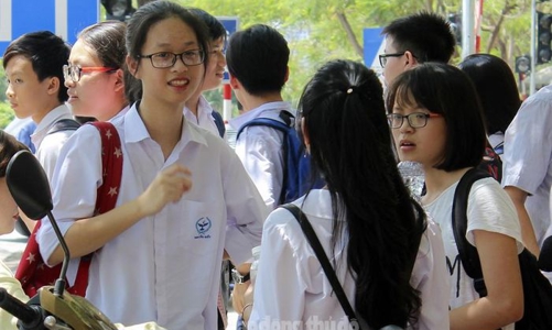 Trước 28/5: Hoàn thành cấp Giấy chứng nhận tốt nghiệp trung học cơ sở tạm thời cho học sinh