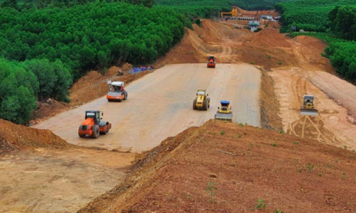 Đề nghị sớm khởi công cao tốc Bắc-Nam, đoạn Diễn Châu - Bãi Vọt hơn 11.000 tỷ đồng 