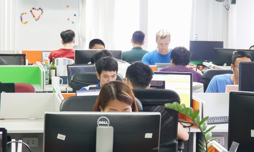 Bất chấp Covid, doanh nghiệp lớn vẫn tăng mạnh nhu cầu tuyển dụng