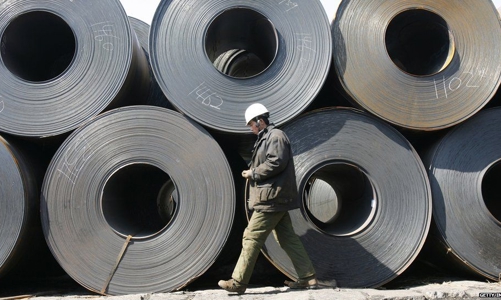 Giá thép ở Trung Quốc giảm chóng mặt, nhiều doanh nghiệp lỗ chồng chất