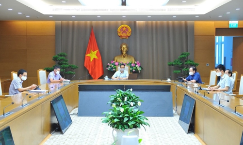 Di chuyển 3.000 F1 ra khỏi 'điểm nóng', tiếp tục làm sạch các ổ dịch