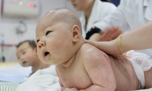 Trung Quốc bất ngờ chuyển sang chính sách 3 con vì lo khủng hoảng dân số