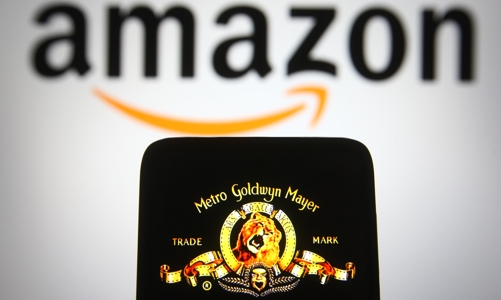 Nhà đầu tư lãi bao nhiêu nếu rót 1.000 USD mua cổ phiếu Amazon 10 năm trước?