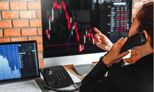 Thêm dự báo VN-Index lên 1.400 điểm tháng 6, nhà đầu tư cá nhân “cân” Covid lẫn khối ngoại