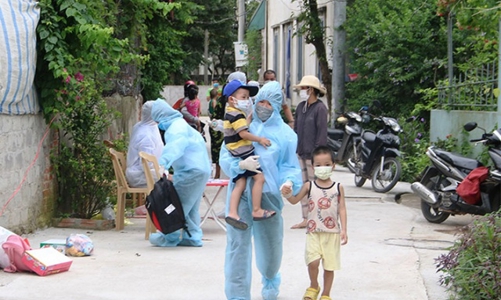 Bắc Giang: Trẻ em dưới 5 tuổi thực hiện cách ly y tế tại nhà riêng
