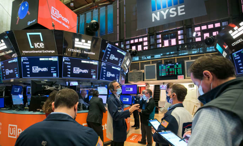 Nhà đầu tư “nín thở” đợi CPI, S&P 500 giảm điểm