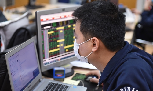 Chứng khoán Việt Nam được định giá  không còn rẻ?