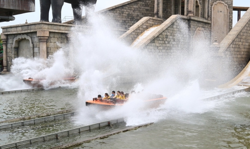 Du lịch Quảng Ninh đã đón gần 30.000 khách nội tỉnh