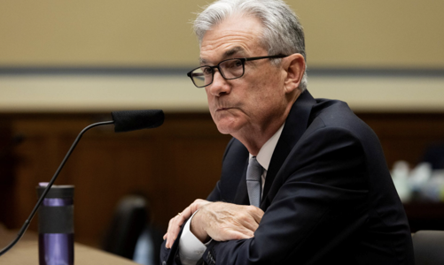 Ông Powell cam kết không “manh động” trong vấn đề tăng lãi suất