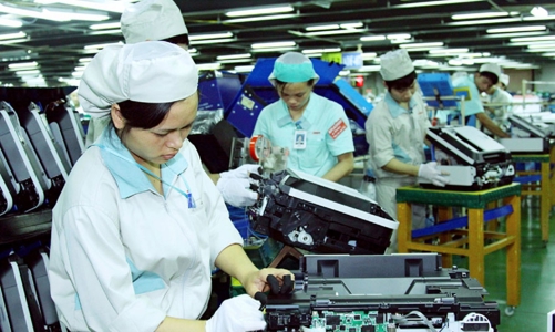 Xuất khẩu máy vi tính, sản phẩm điện tử và linh kiện có thể cán mốc 53-54 tỷ USD trong năm 2021