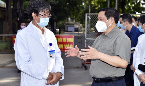 Thủ tướng Phạm Minh Chính: Không để xảy ra lây nhiễm từ trong bệnh viện