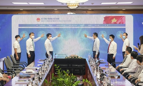 Hơn 100 nghìn hồ sơ điện tử đầu tiên của Bộ Công Thương được gửi ra nước ngoài trong 6 tháng đầu năm 