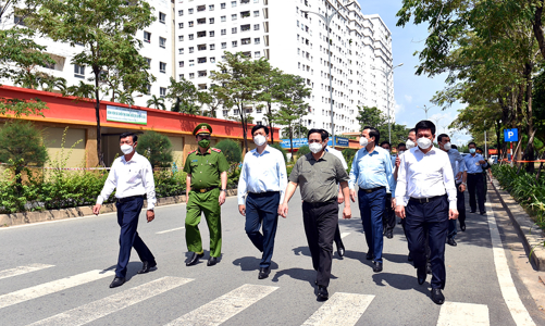 Thủ tướng kiểm tra công tác phòng chống Covid-19 tại TP.HCM