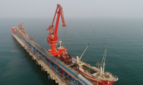 Nhìn thấy tiềm năng, doanh nghiệp xi măng “đổ” tiền vào cảng quốc tế