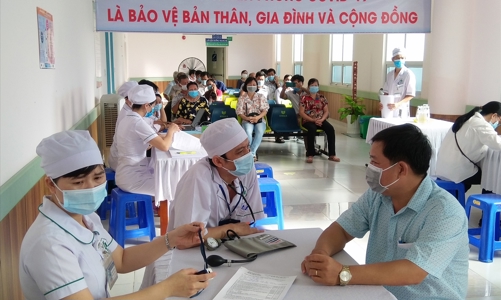 Phú Quốc triển khai tiêm vaccine từ 15/7 để đón khách quốc tế