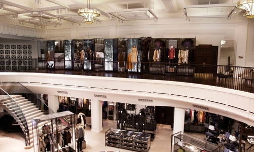 Doanh thu của Burberry tăng cao bất chấp đại dịch