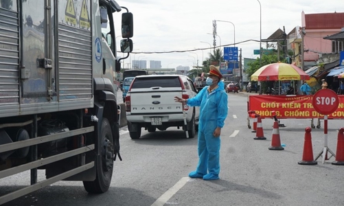 Khẩn cấp thành lập Ban chỉ đạo tiền phương và 4 tổ công tác đặc biệt, không để đứt gãy chuỗi cung ứng