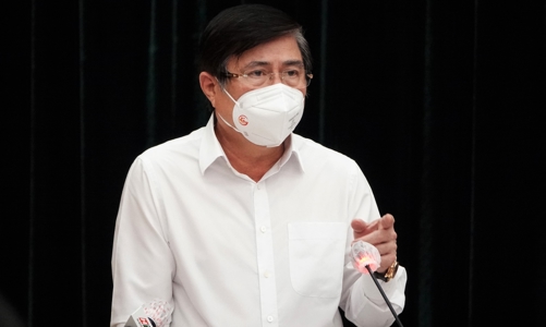 Chủ tịch Nguyễn Thành Phong: Từ 26/7, người dân TP.HCM không ra đường sau 18h