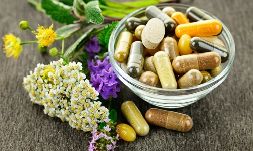 Bộ Y tế cảnh báo một số thực phẩm chức năng quảng cáo như thuốc chữa bệnh, lừa dối người tiêu dùng