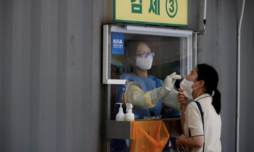 Hàn Quốc cảnh báo về biến chủng mới Delta Plus và hiệu quả của vaccine