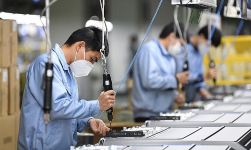 Bộ Tài chính tiếp tục đề xuất gói giải pháp cứu doanh nghiệp và người dân