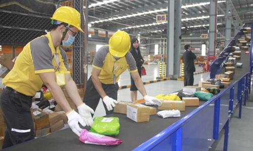 Doanh thu dịch vụ bưu chính sẽ chiếm 1,6- 2,1% GDP vào năm 2025