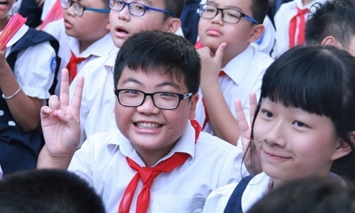 Bộ Giáo dục và Đào tạo đề nghị không tăng học phí trong năm học mới