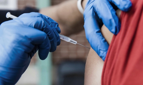 Công ty Mỹ thưởng 1.000 USD cho nhân viên tiêm vaccine Covid-19